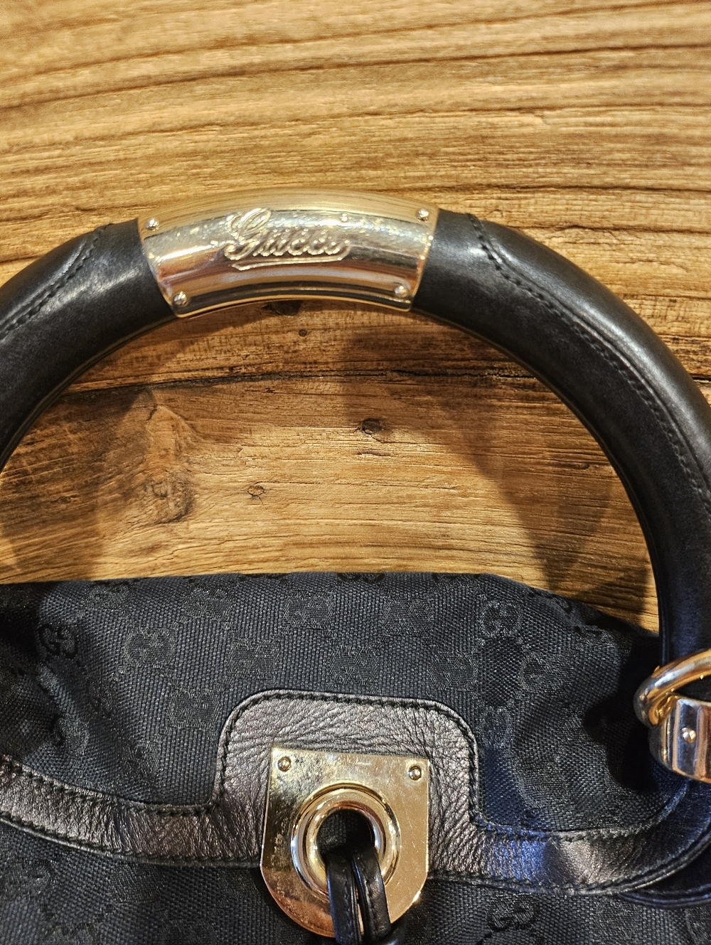 Vintage Authenic Gucci Black Large Top-Handle Bag with Tassel Detail - Picture 3 of 5